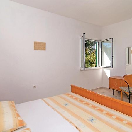 3 Bedroom Cozy Home In Supetar Dış mekan fotoğraf